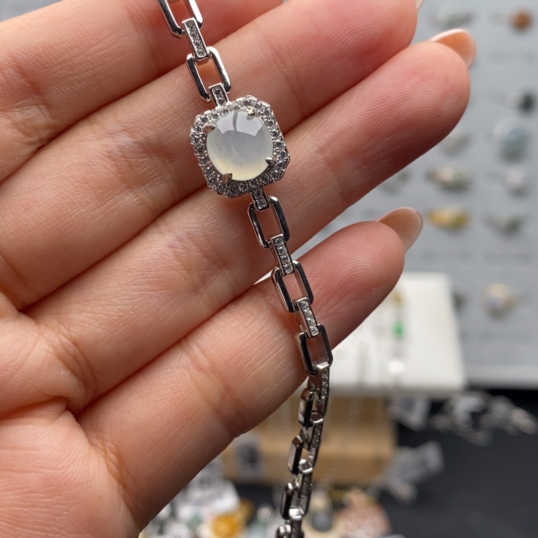 翡翠银S925镶嵌戒指天然翡翠