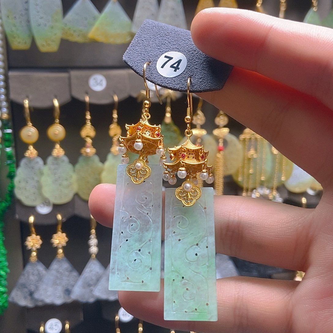 翡翠未镶嵌耳饰翡翠