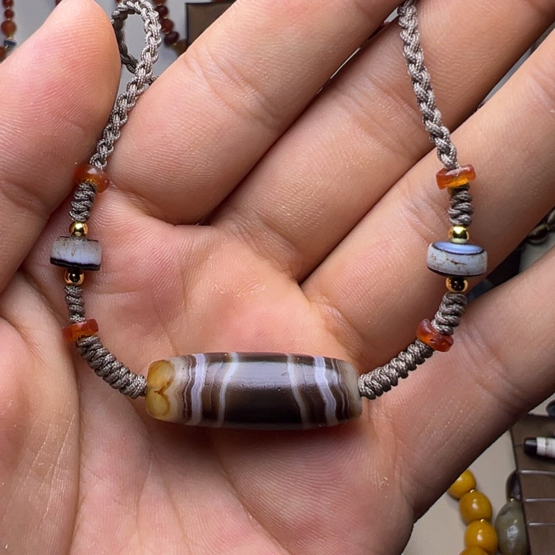 玛瑙/玉髓颈饰未镶嵌