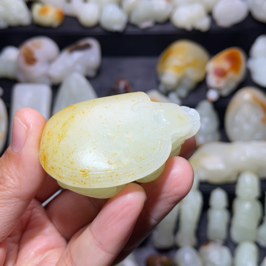 和田玉颈饰未镶嵌幸****鸡