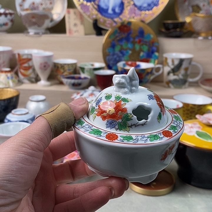 紫砂茶杯这个时候应该可以休息