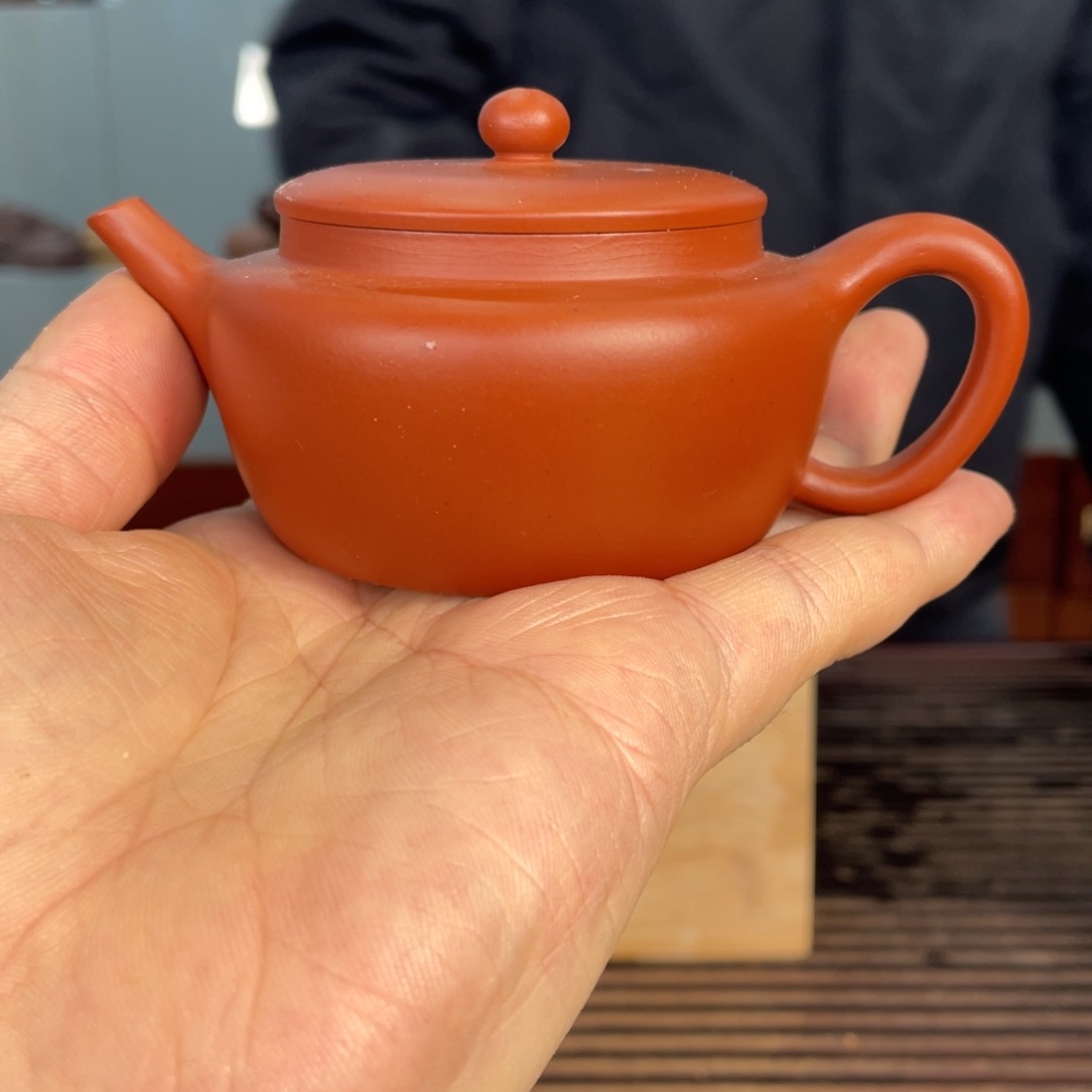 紫砂茶壶小**点你也不要多吃