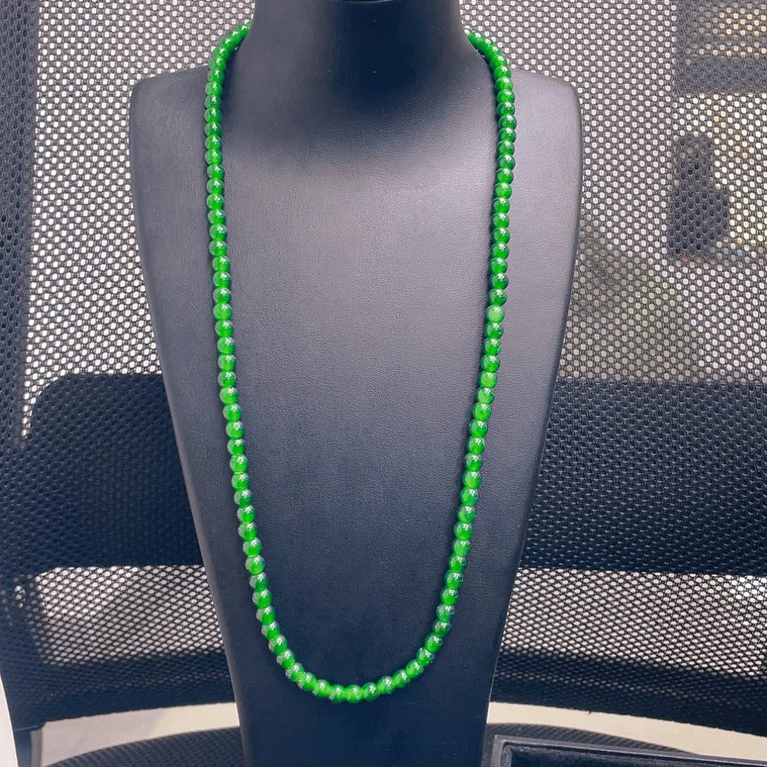 翡翠未镶嵌项链         