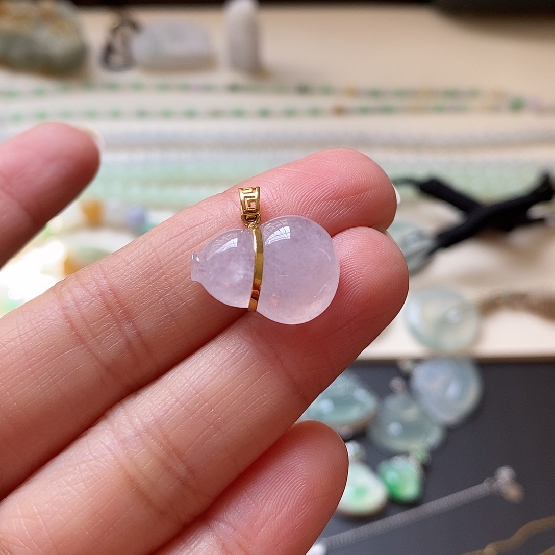 翡翠颈饰18K金镶嵌小葫芦