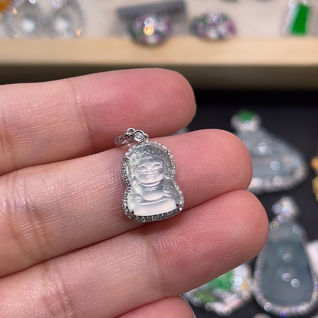 翡翠18K金镶嵌颈饰宝宝佛提溜