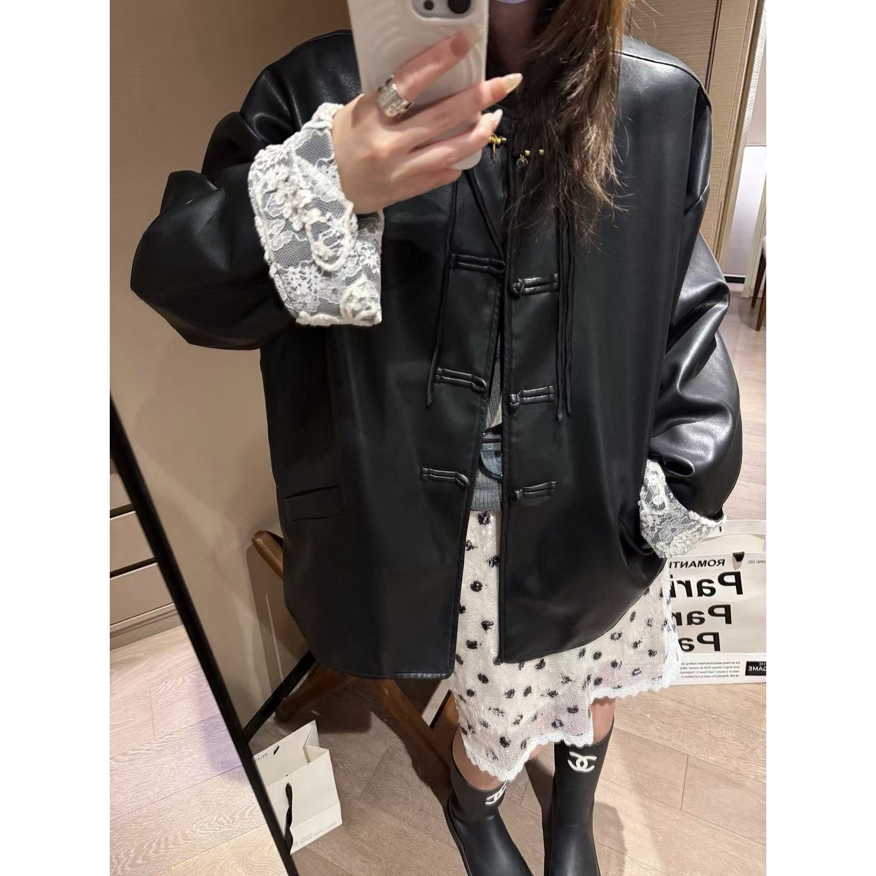 SP 黑色新中式皮衣外套女蕾丝拼接袖口休闲宽松设计感上衣外套 