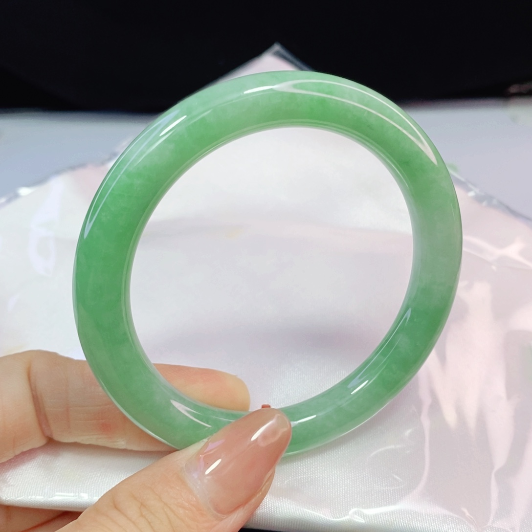 未镶嵌手镯翡翠53.3