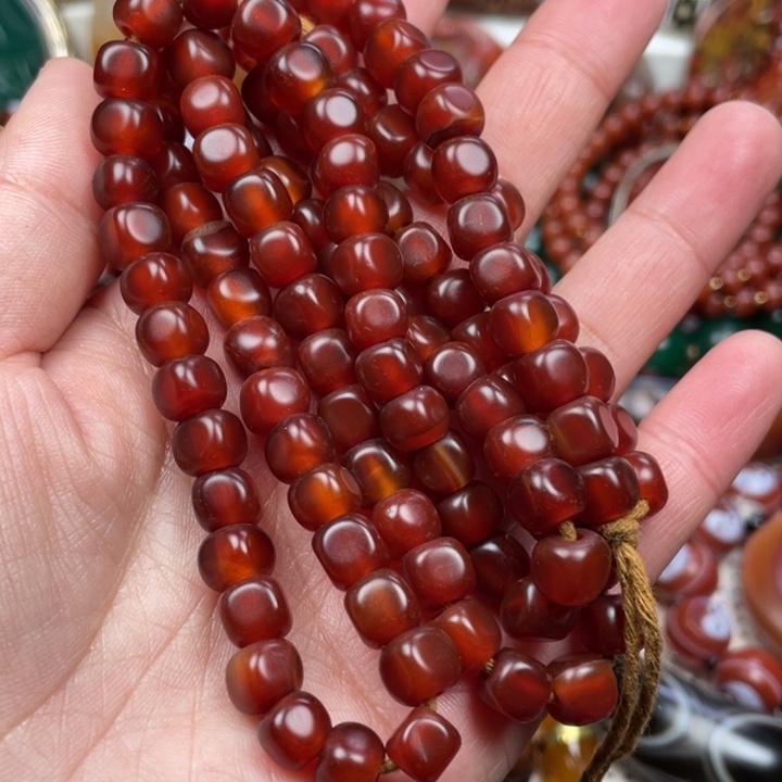 珠***8玛瑙/玉髓未镶嵌颈饰