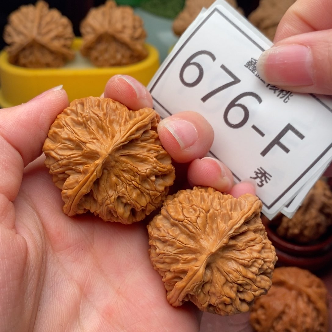 文玩核桃把件苹果园40