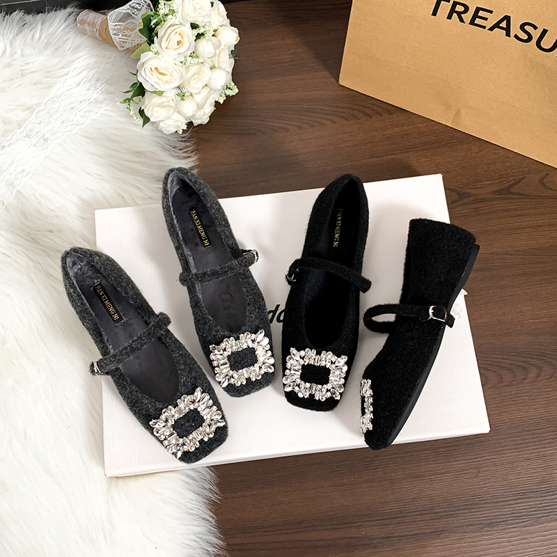 2025年新款法式晚风平底玛丽珍水钻单鞋秋冬时尚保暖加绒棉鞋软底