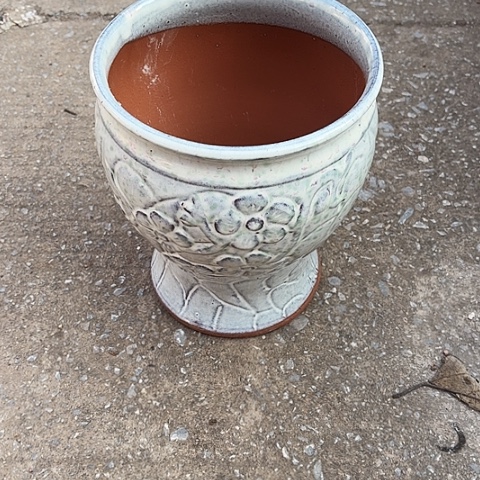 20/25瑕疵底部烧裂。