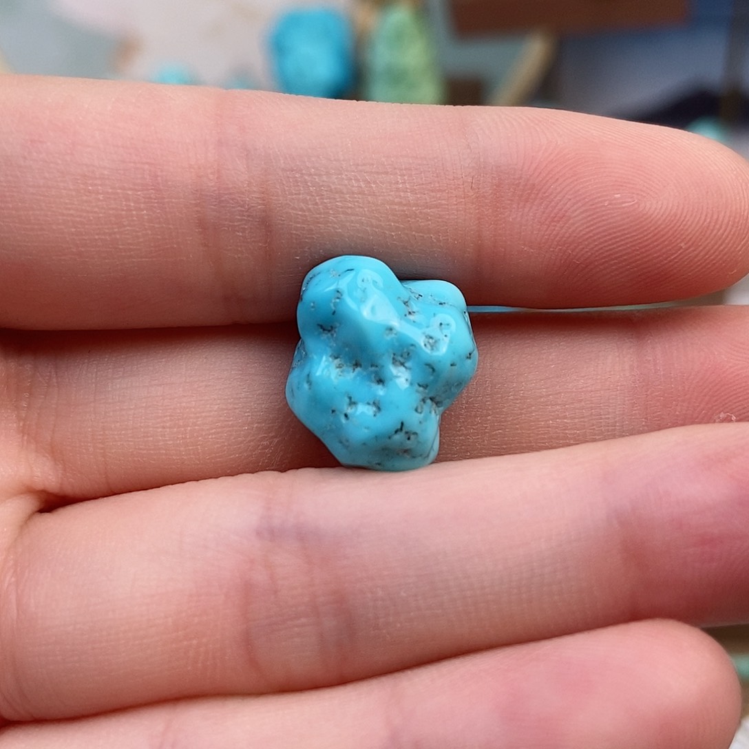 绿松石雕刻未镶嵌