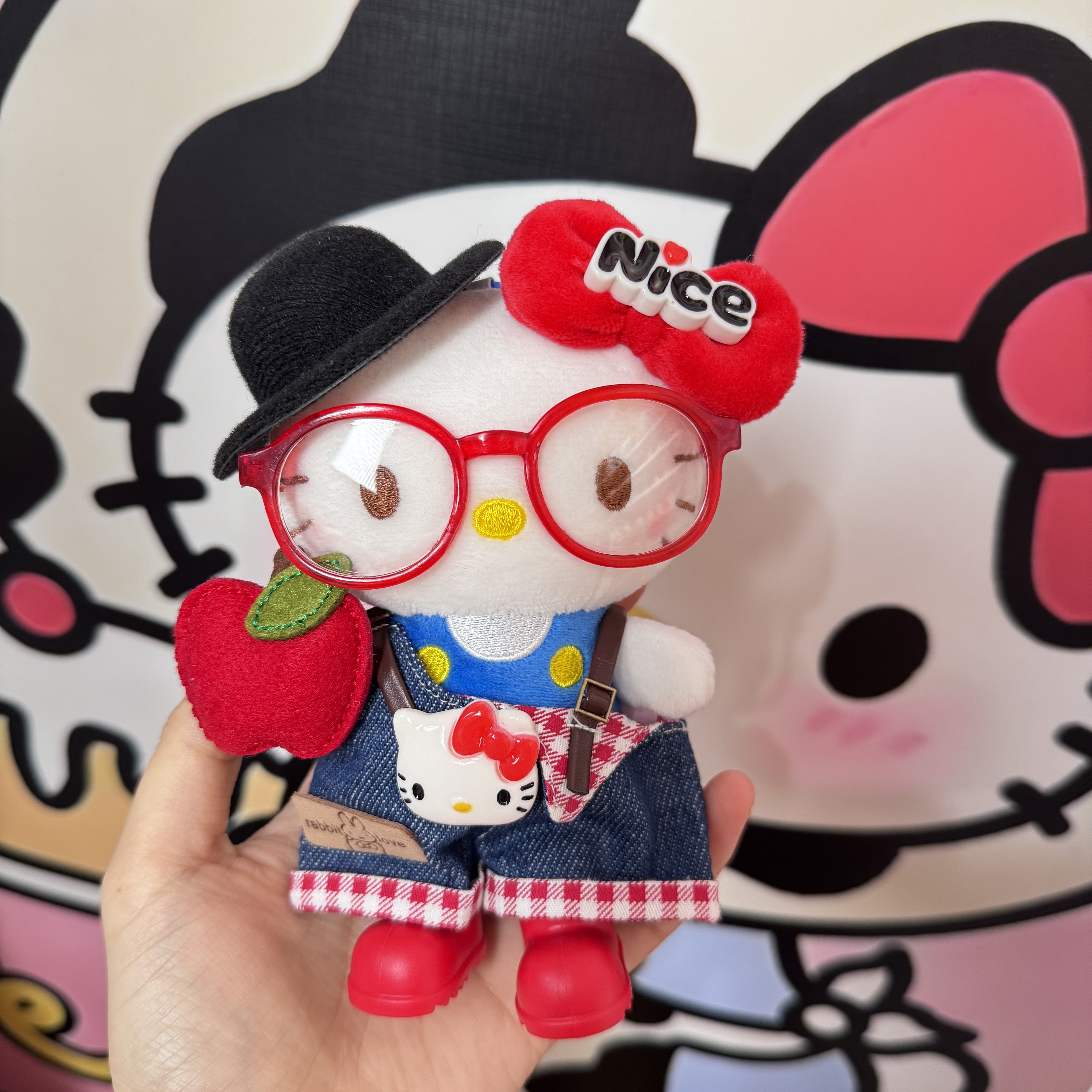 【热卖】正版HelloKitty灵感家KT包挂件毛绒玩偶可爱钥匙扣礼物