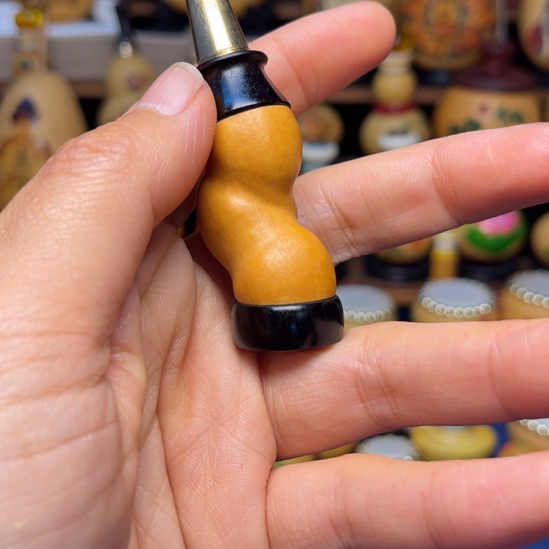 大叶紫檀（黑酸枝木类）