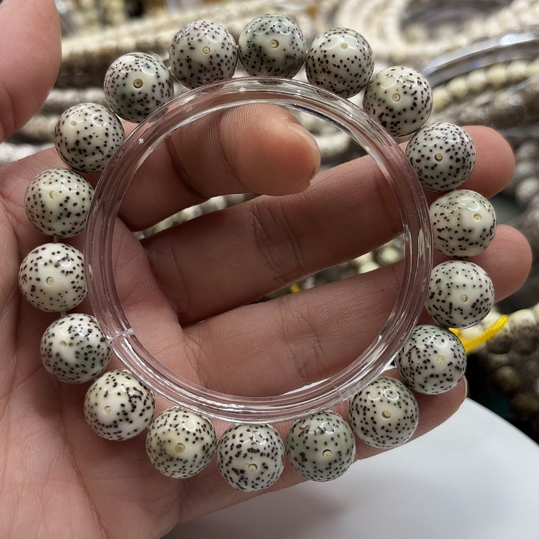 吊坠星月菩提13大龙蛋