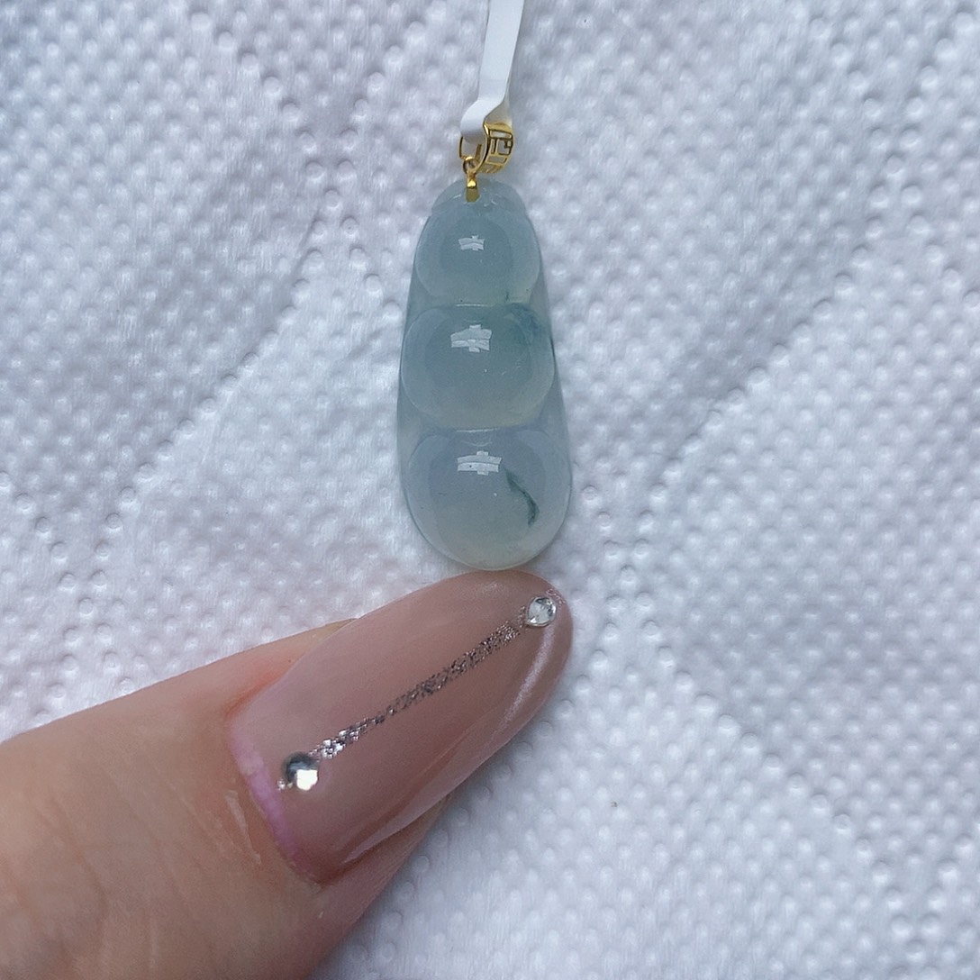 颈饰18K金镶嵌翡翠