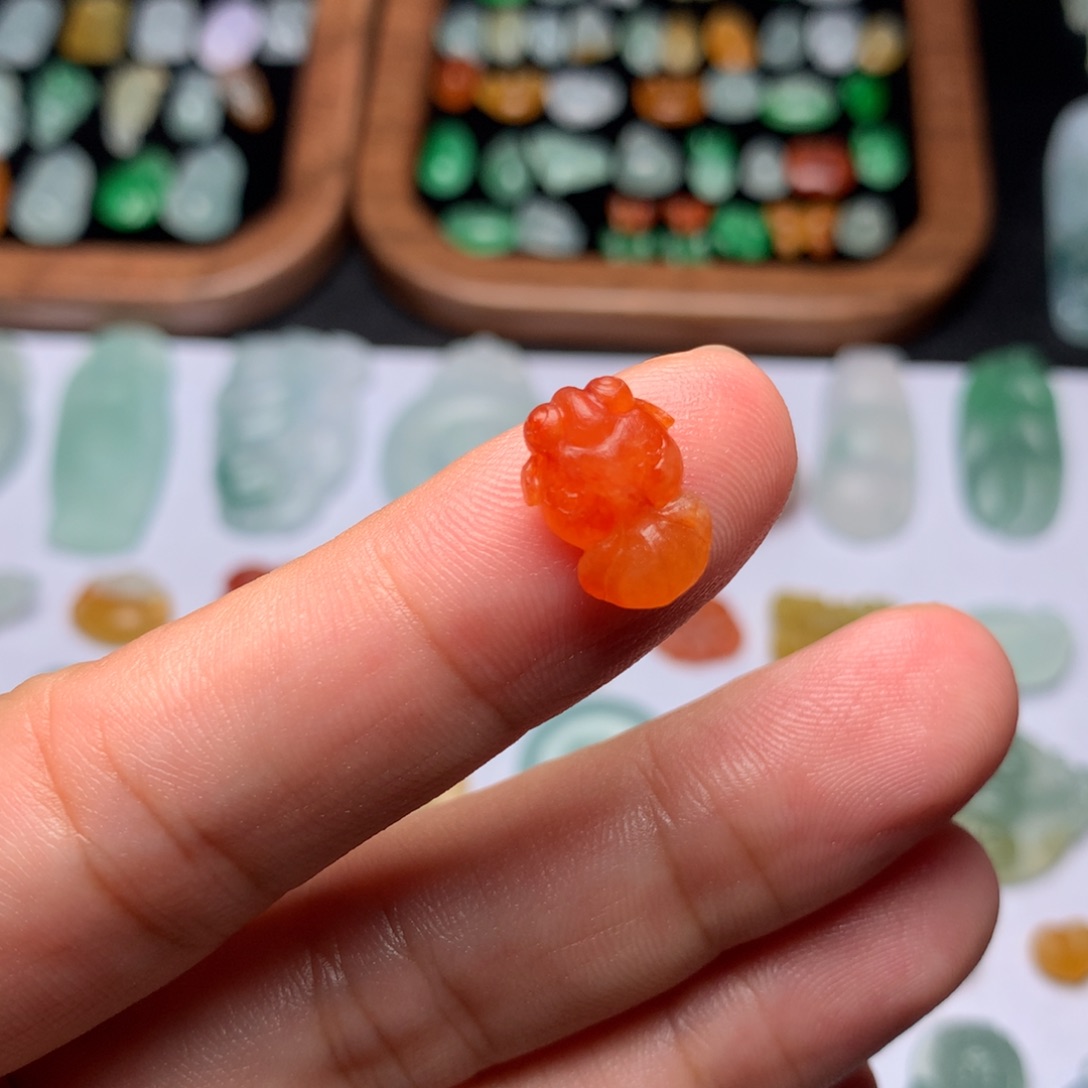 未镶嵌定制翡翠鱼