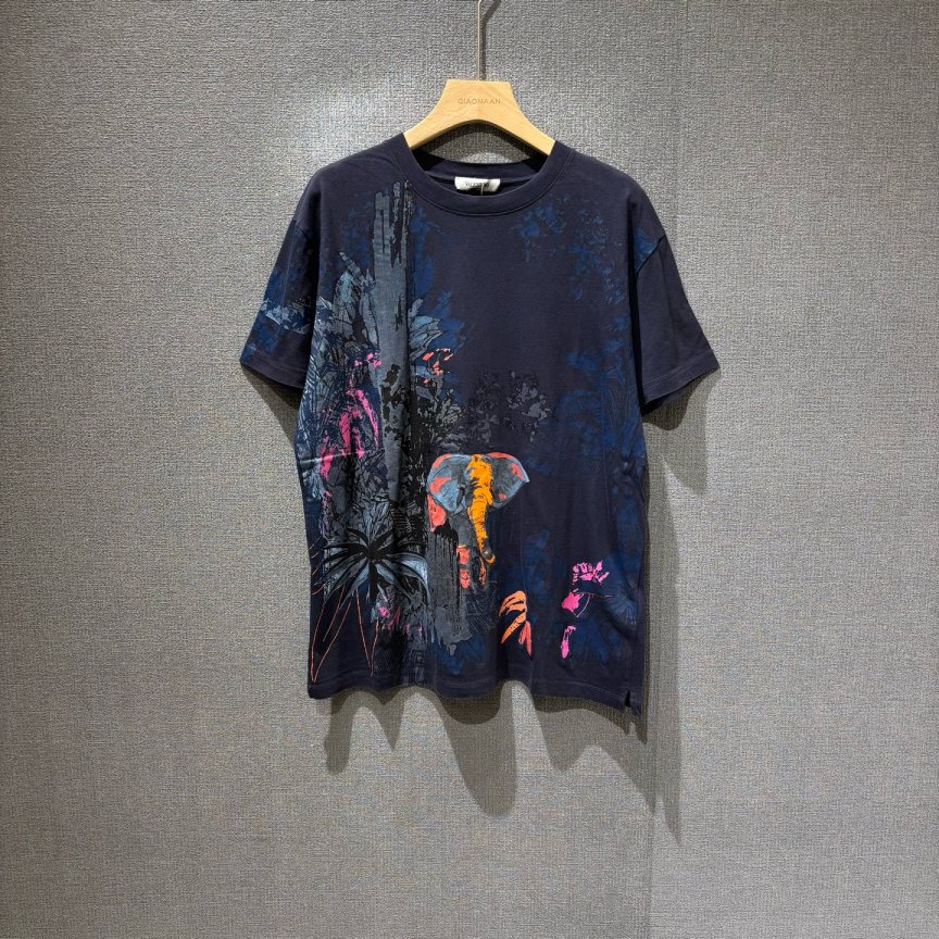 95新 Valentino/华伦天奴 （pm）藏蓝色短袖 s码/3506