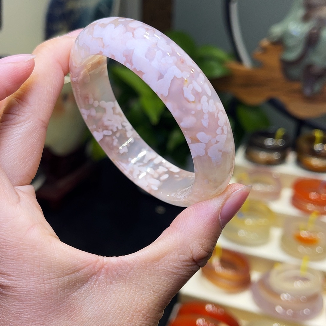 玛瑙/玉髓未镶嵌手镯