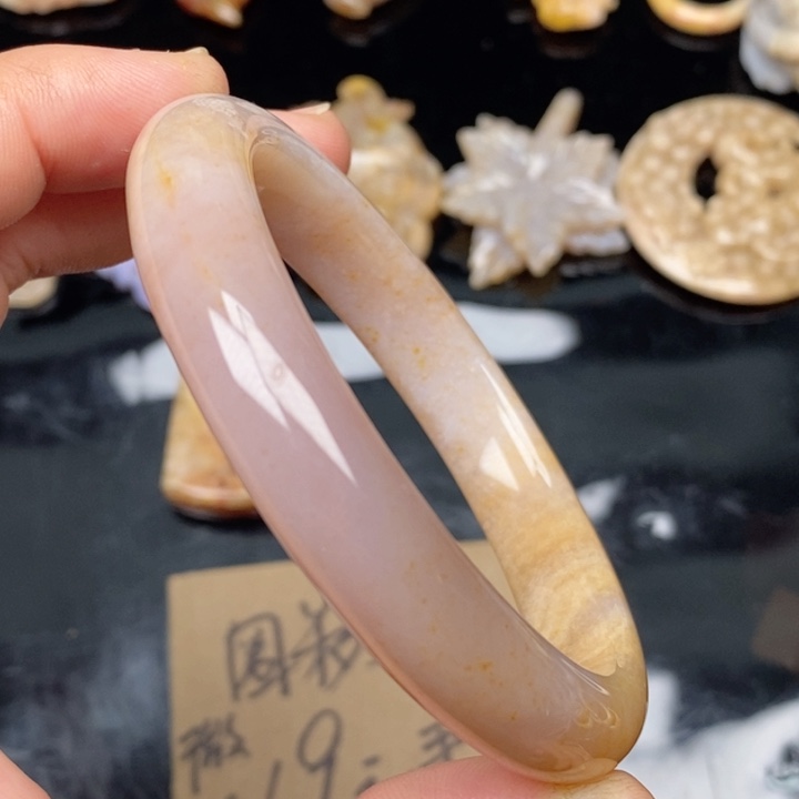 硅化珊瑚（珊瑚玉）手镯未镶嵌60.6