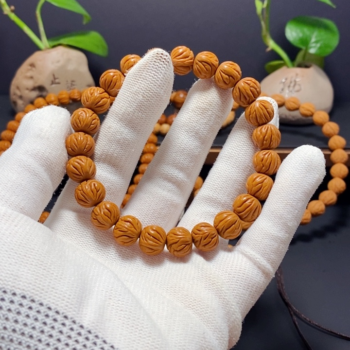 手串桃核小笼包手串