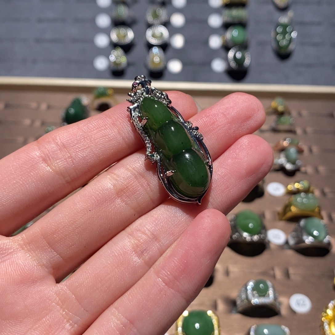 和田玉（碧玉）未镶嵌戒指