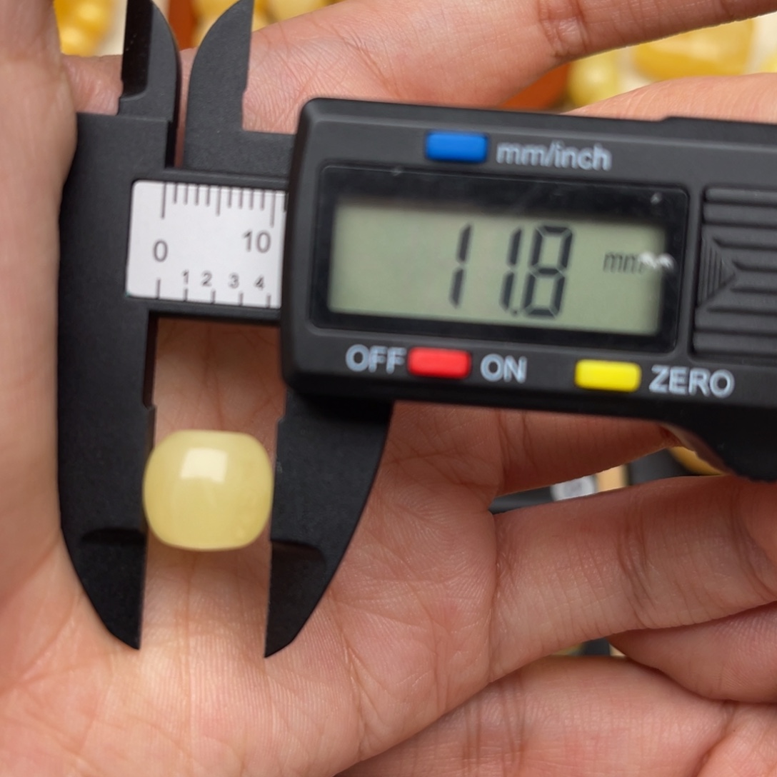 琥珀未镶嵌裸石蜜蜡墩子静