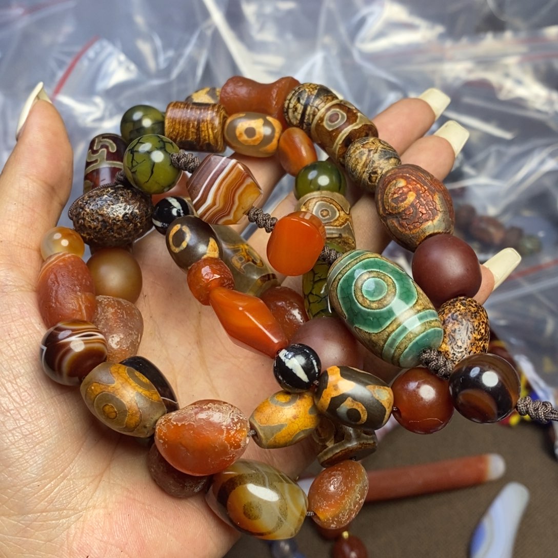 玛瑙/玉髓颈饰未镶嵌