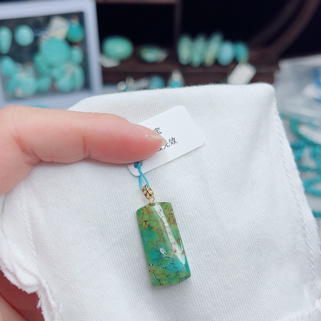 绿松石18K金镶嵌绿松石