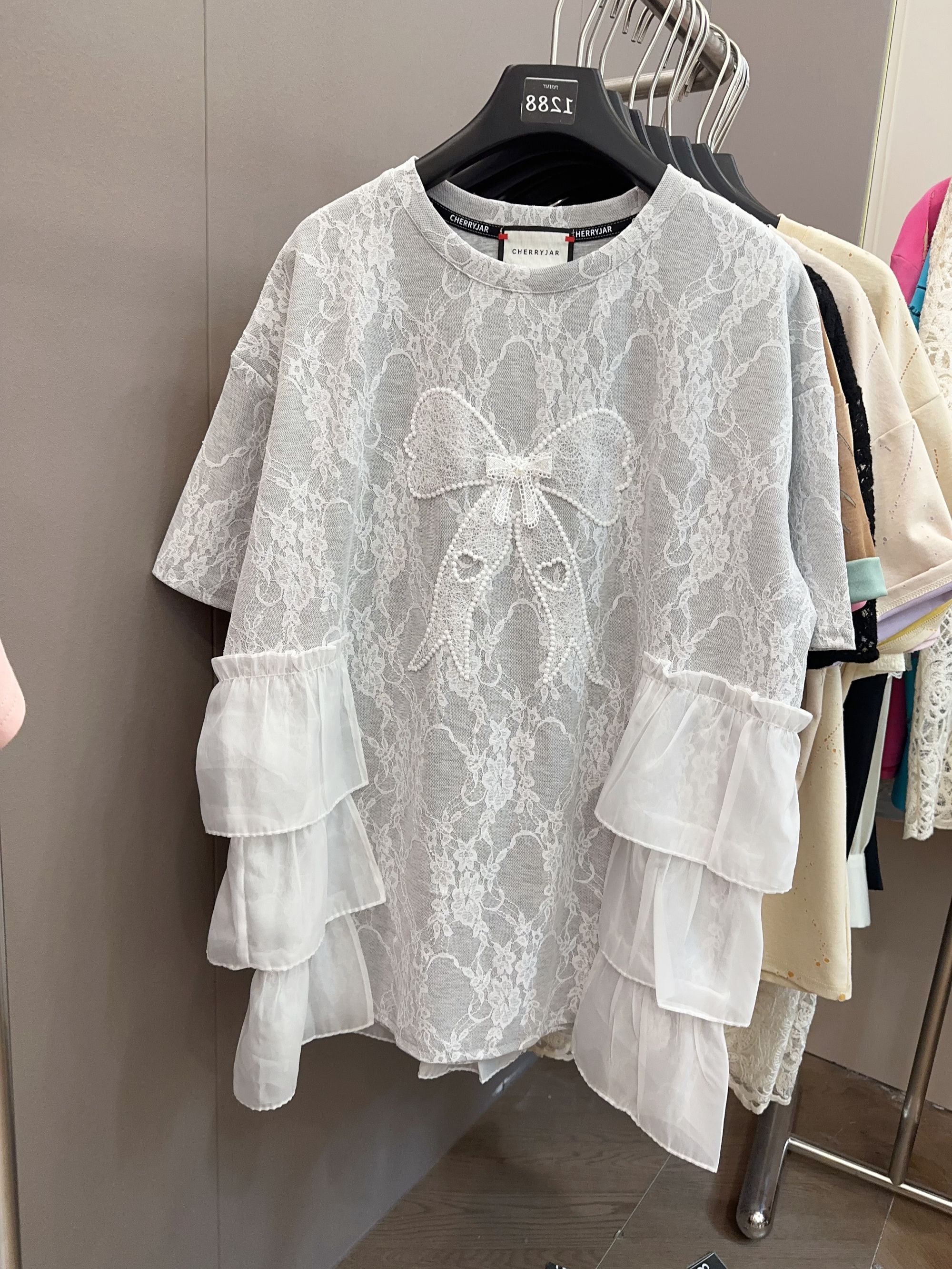 【251288】蕾丝白色时尚夏季设计师重工拼接设计感上衣