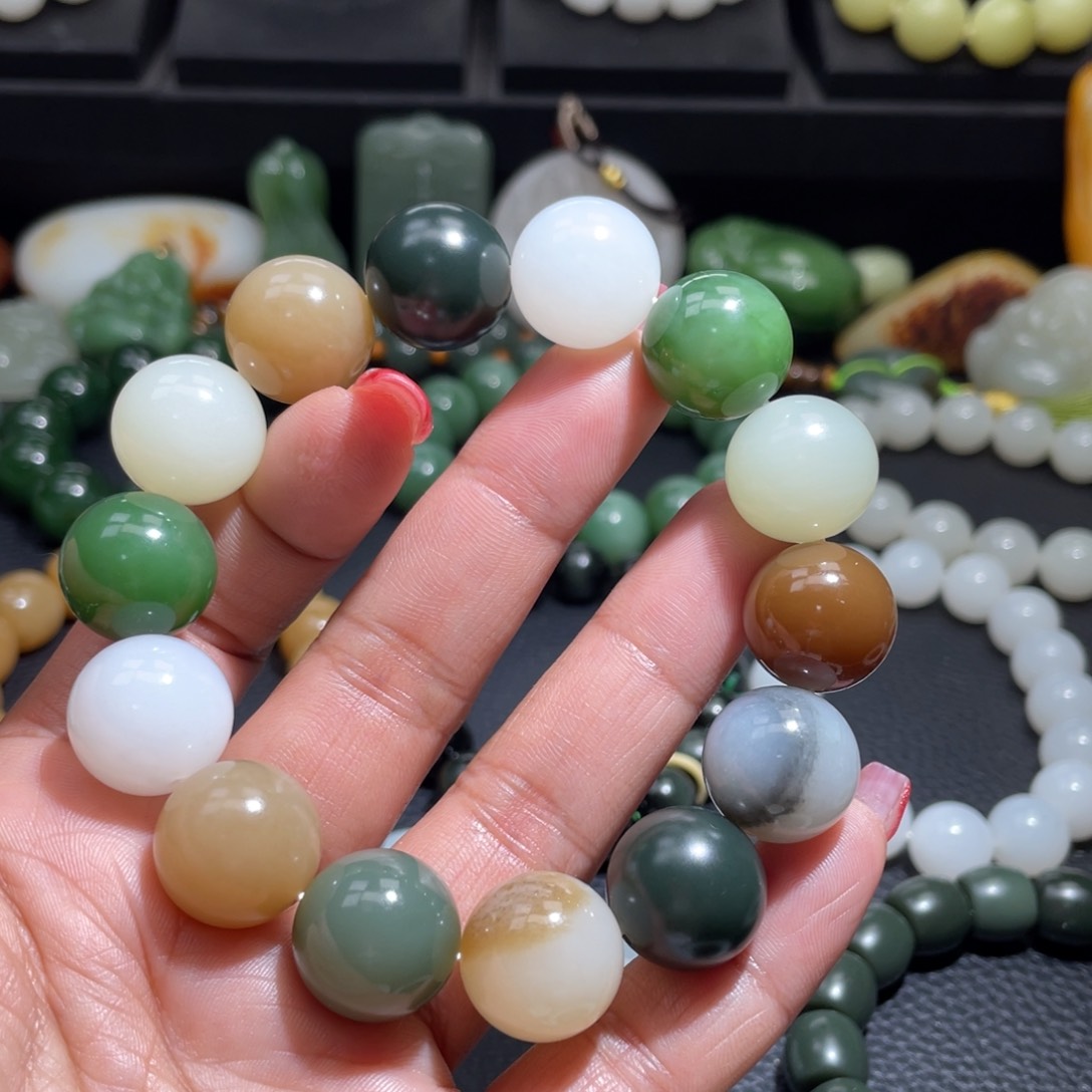 未镶嵌和田玉手串