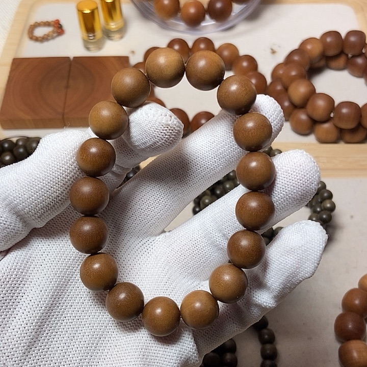 木老山檀香，圆珠老料