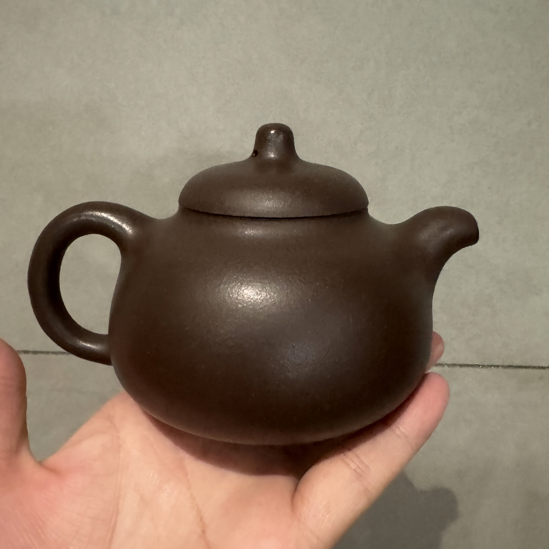 《乳鼎壶》 200cc  紫泥