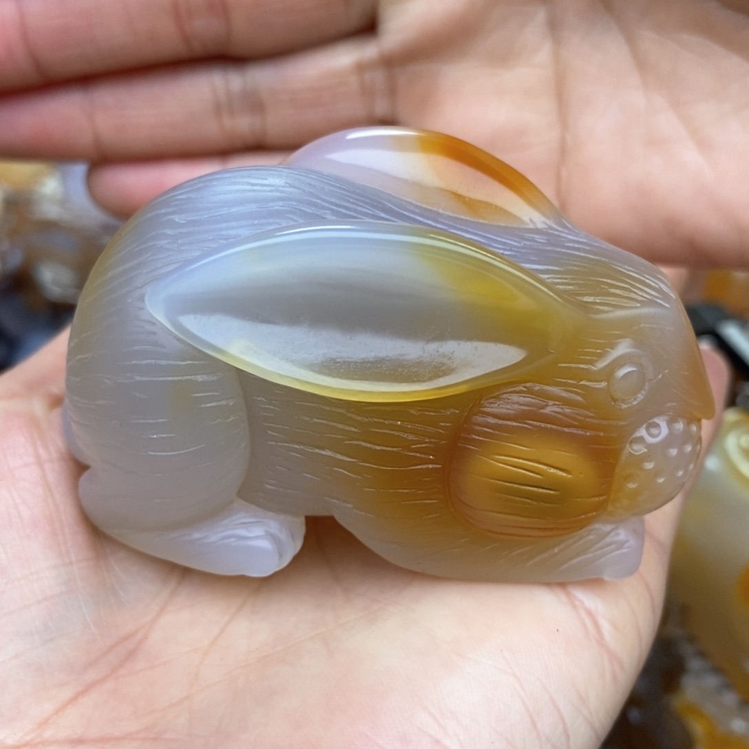 玛瑙/玉髓把件未镶嵌@**年