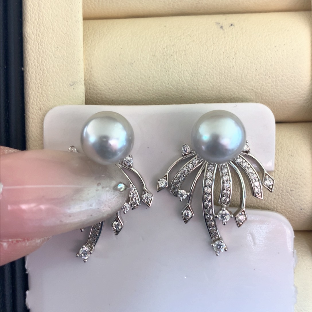 银S925镶嵌耳饰海水珍珠