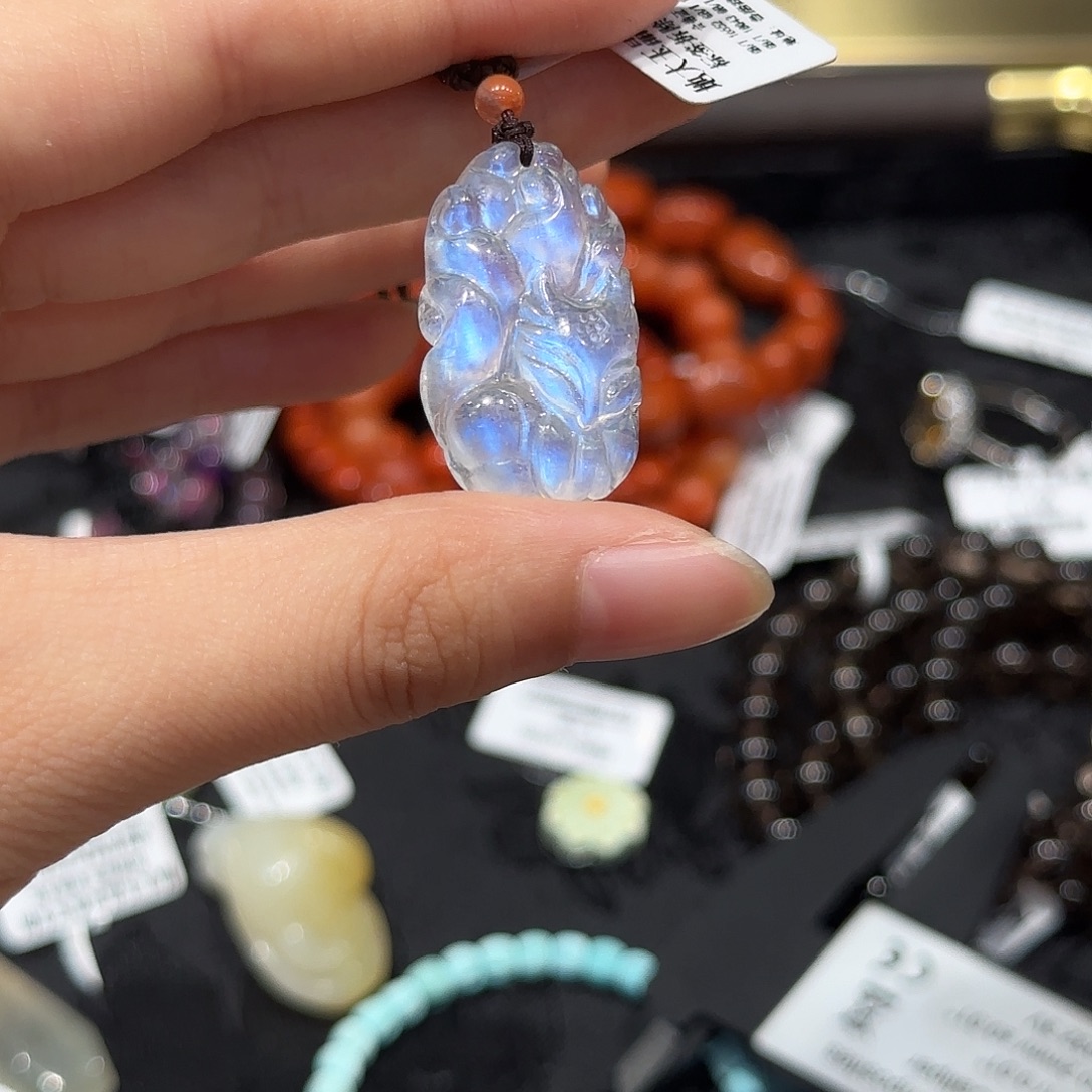 长石颈饰未镶嵌蓝月光狐狐