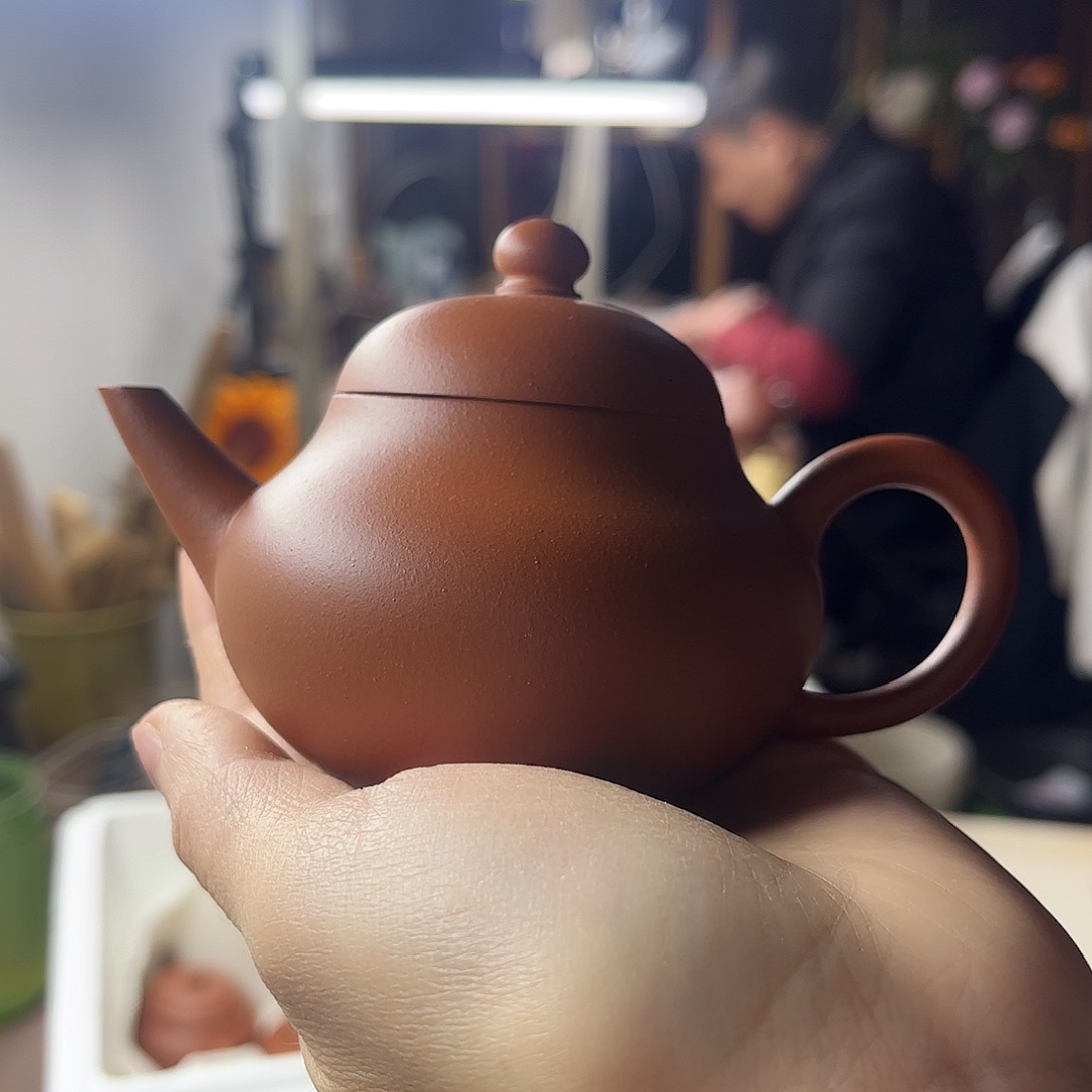 紫砂茶壶半手工朱泥芭乐水平