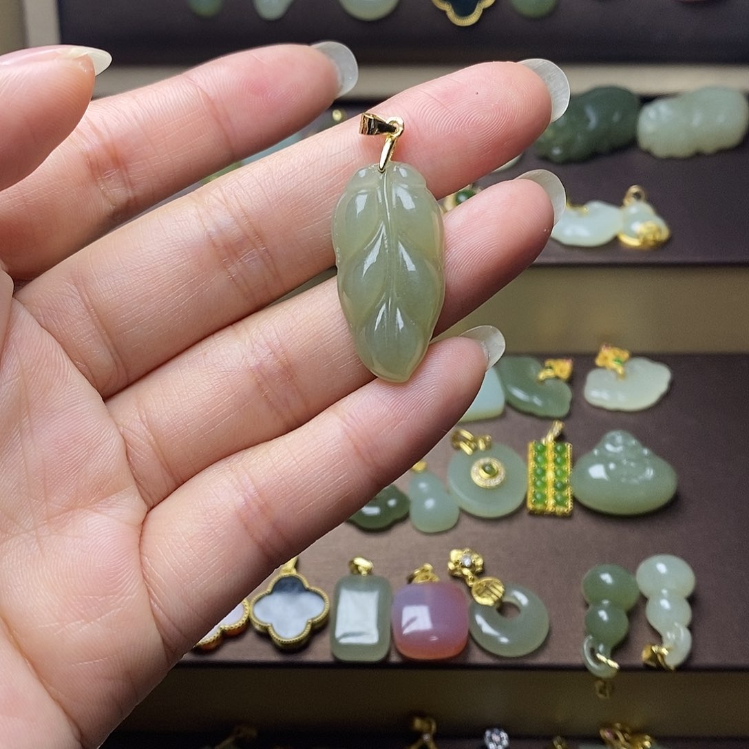 和田玉颈饰银S925镶嵌