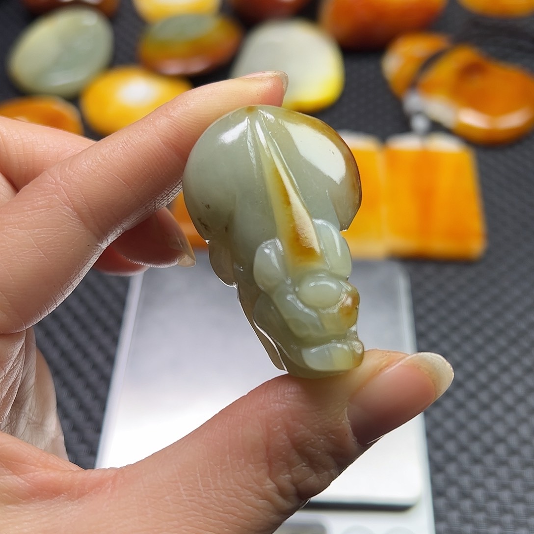 和田玉挂件未镶嵌