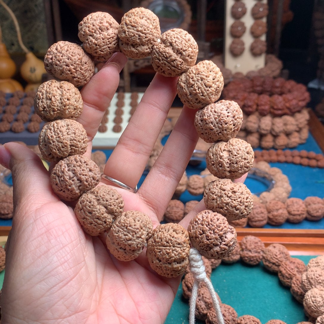 啦***啦手串金刚菩提菠萝蜜