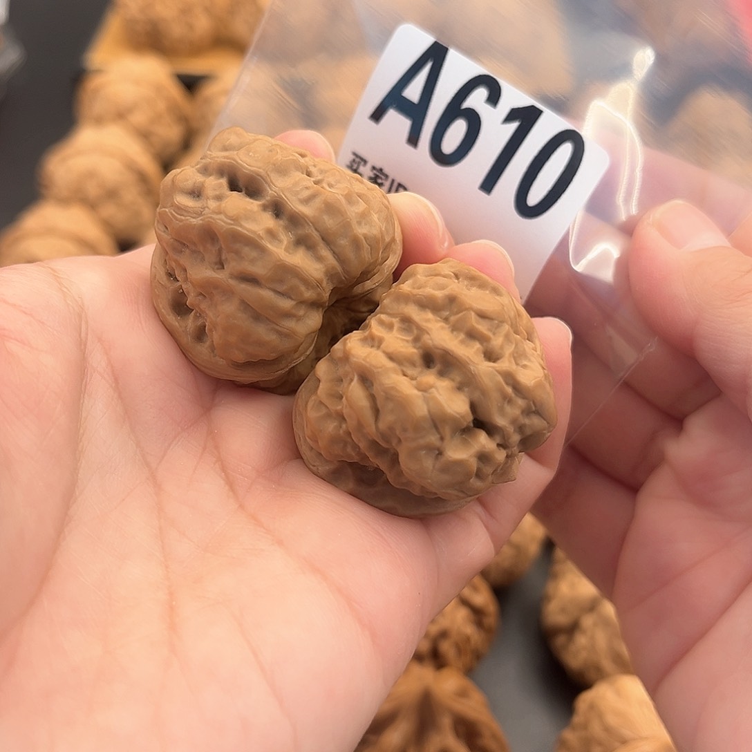 文玩核桃把件蛙蛙精品36肚39