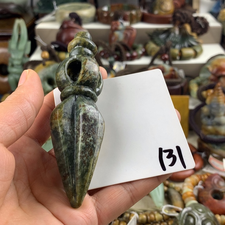 岫岩河磨玉（透闪石质玉）未镶嵌珠宝奇石