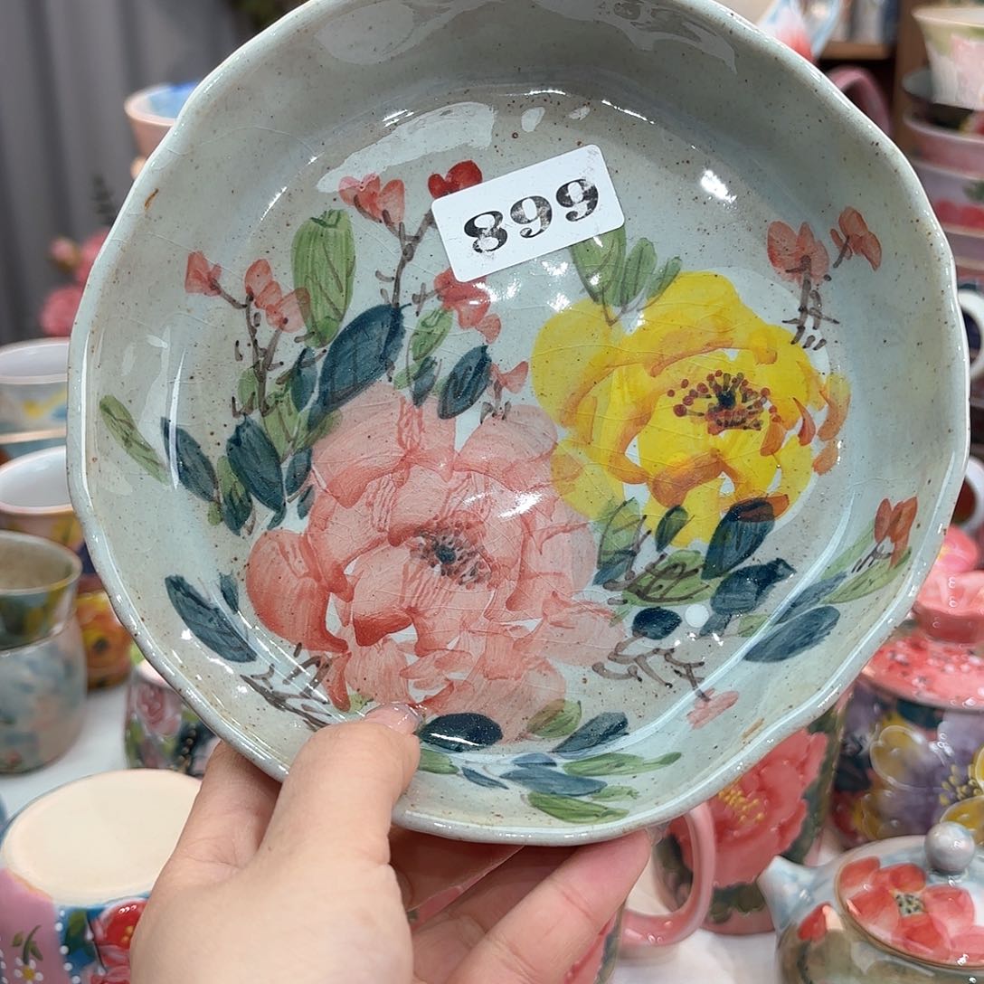 瓷片你也不要多吃些饭呀