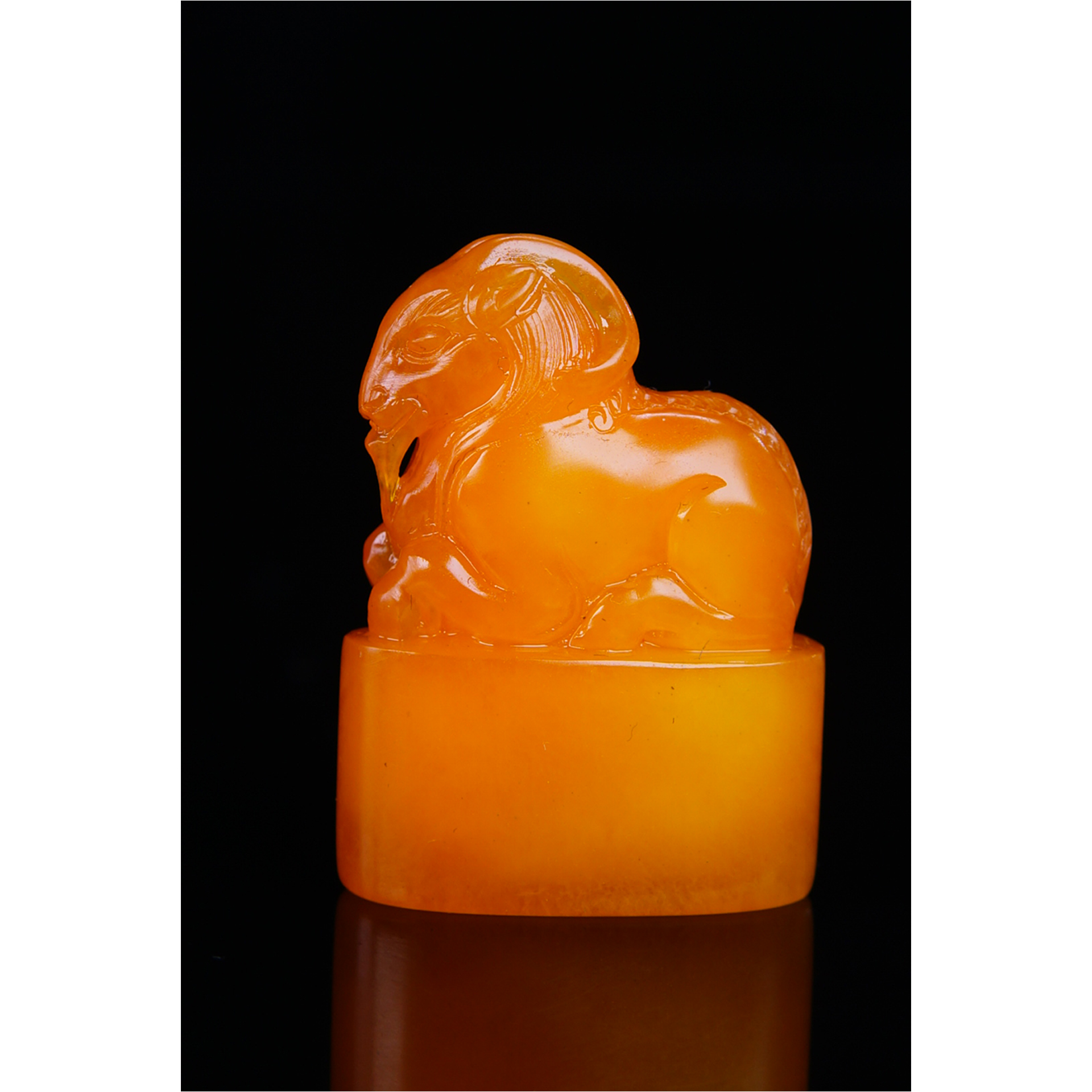 寿山田黄石《洋洋得意》钮章