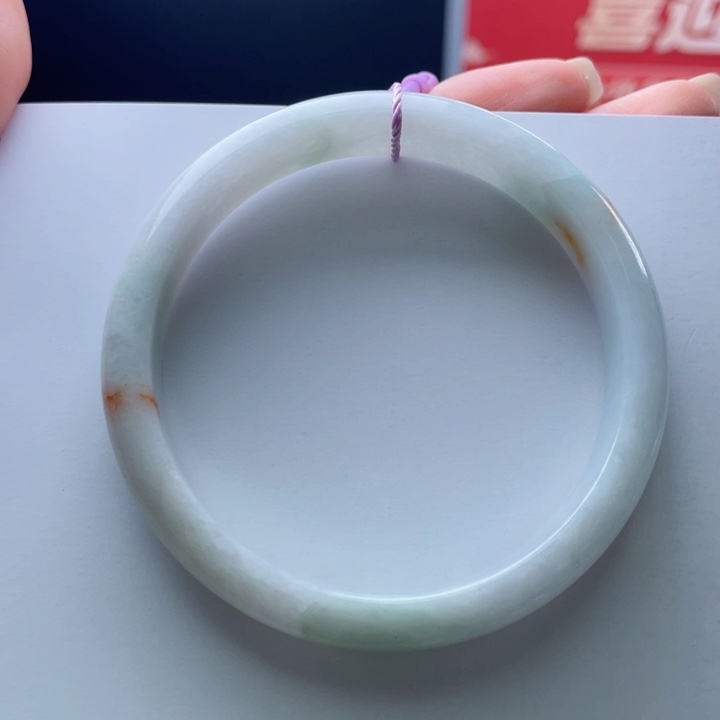 玥***玥翡翠未镶嵌手镯60