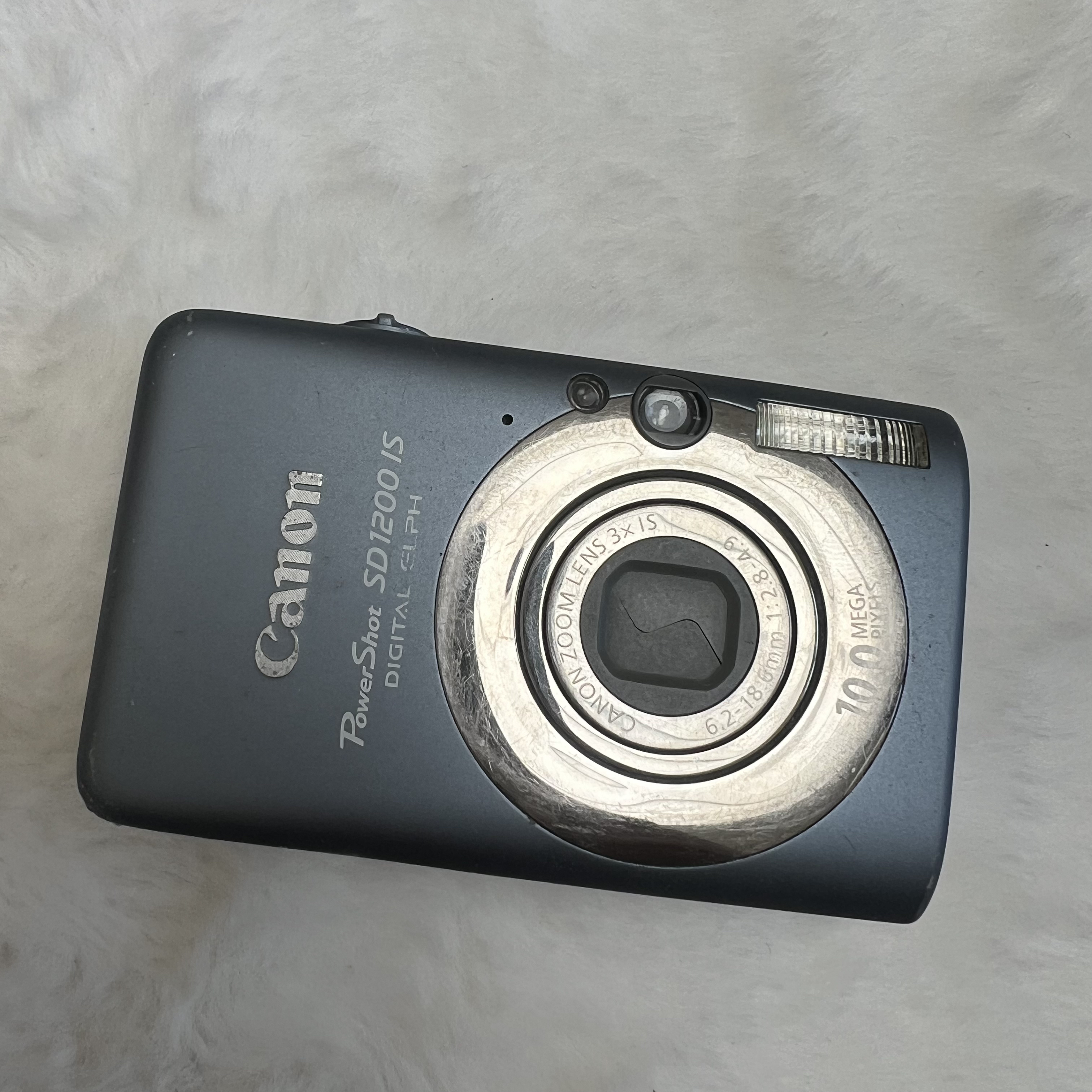 95新 Canon/佳能 IXUS95 1000W像素 3倍变焦 配件齐全