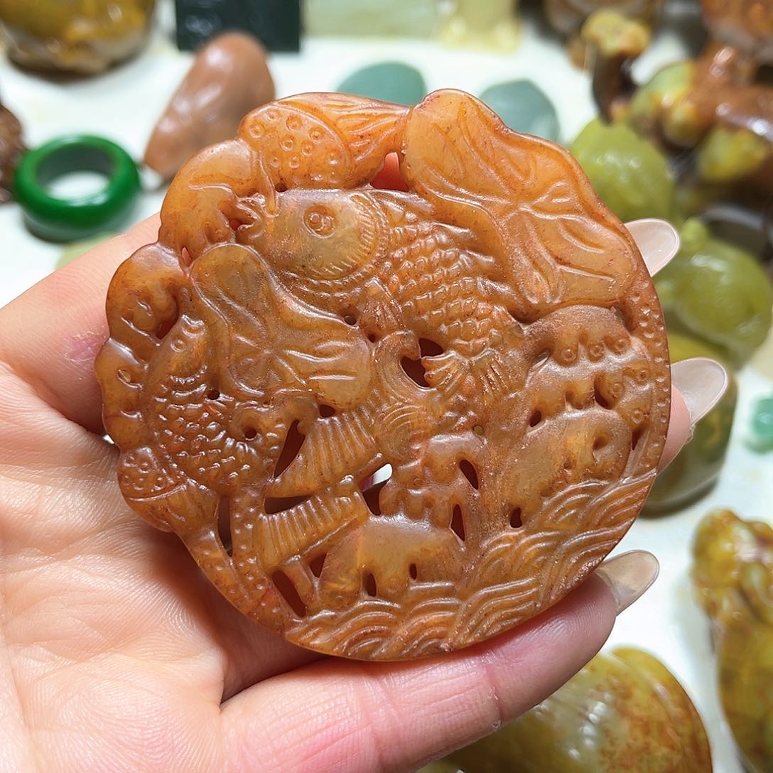 白玉菩提吊坠白玉菩提吊坠