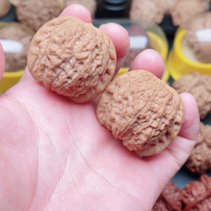 文玩核桃把件血麒麟39×41×33