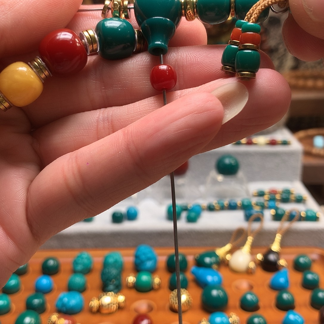 ｀***、颈饰琉璃地狱色10mm一套