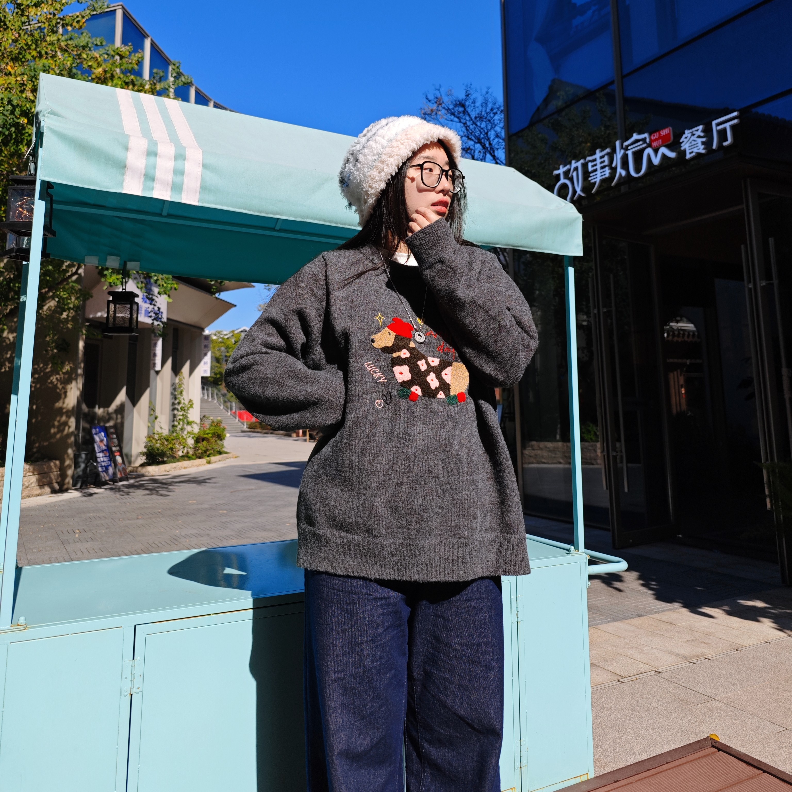 LOV3童趣腊肠狗女装慵懒毛衣套头秋冬韩系2025新款大码女装显瘦